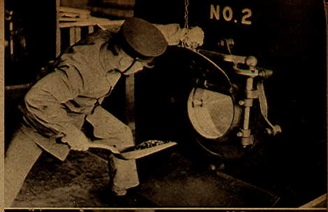 国鉄伝統の片手焚き