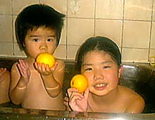 �䂸��