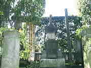 ���쒷�҂̕�