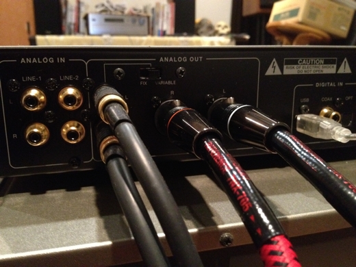 LUXMA DA-200裏