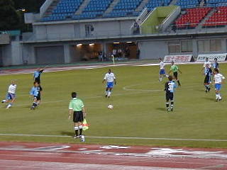 �O���̍U��